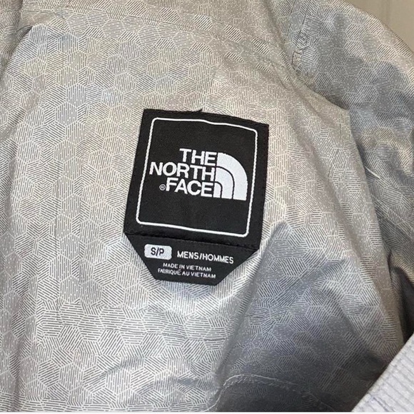 The North Face Men’s Silver Ski Jacket - Picture 6 of 7